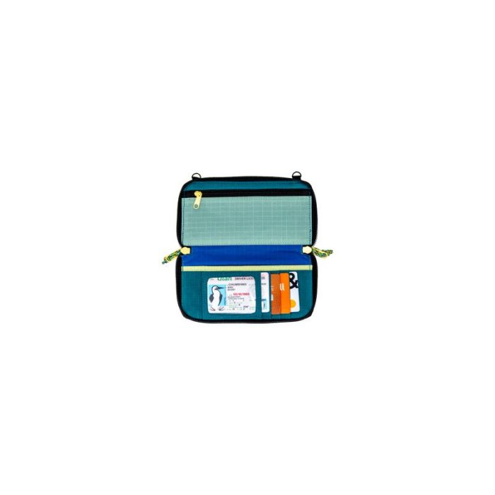 18833114_Nomad_Teal_Inside.jpg