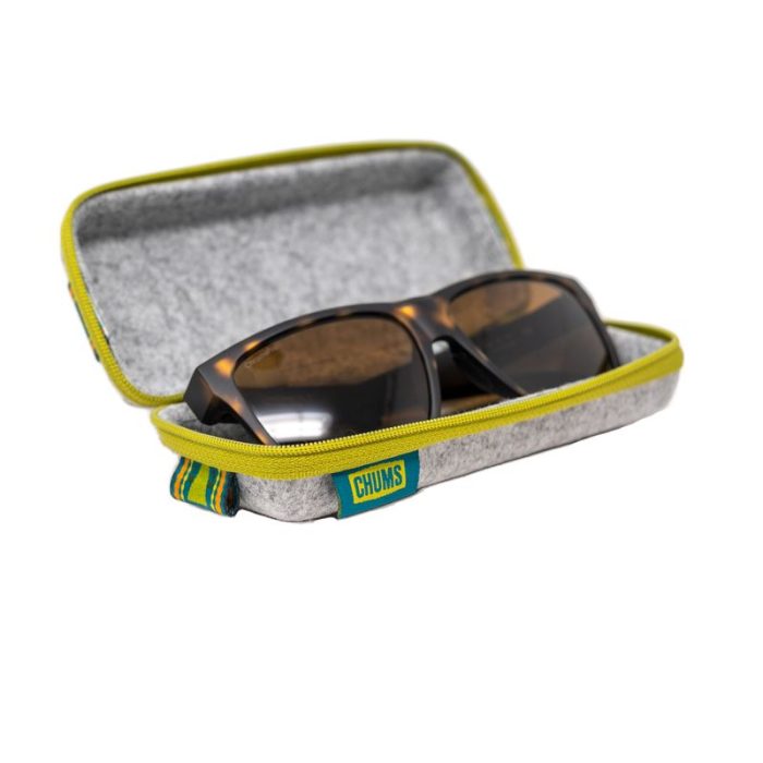 31103156_UpcycledFeltCase_Grey-Green_Open.jpg
